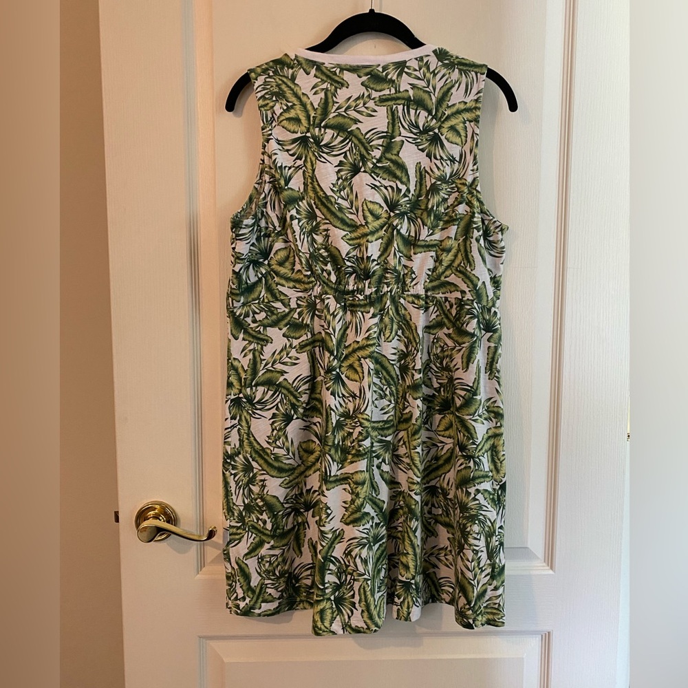 Cabi Paradise Cover-up. Size M - Picture 10 of 13